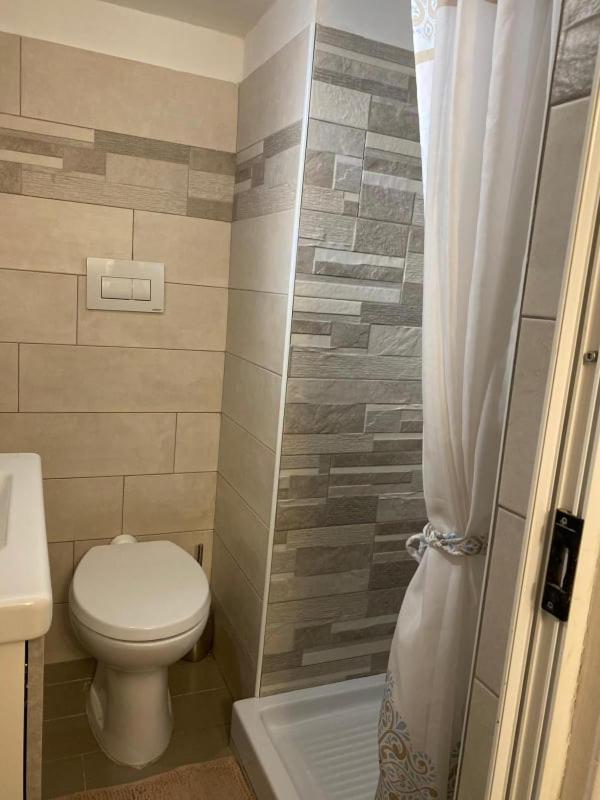 Iris Apartment 巴里 外观 照片